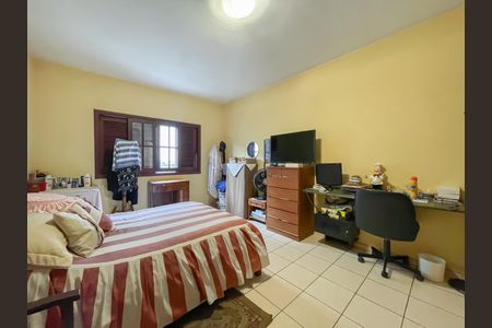 Casa à venda com 170m², 3 quartos e 2 vagas Casa à venda com 170m², 3 quartos e 2 vagasQuarto 2