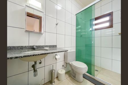 Casa à venda com 170m², 3 quartos e 2 vagas Casa à venda com 170m², 3 quartos e 2 vagasBanheiro da Suíte