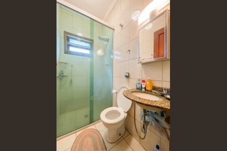 Casa à venda com 170m², 3 quartos e 2 vagas Casa à venda com 170m², 3 quartos e 2 vagasBanheiro 2