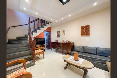 Sala de casa à venda com 3 quartos, 170m² em Santa Maria, Osasco