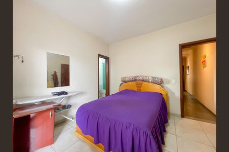 Casa à venda com 170m², 3 quartos e 2 vagas Casa à venda com 170m², 3 quartos e 2 vagasSuíte