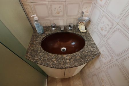 Casa à venda com 136m², 3 quartos e 2 vagasQuarto 2 - Suíte Banheiro 