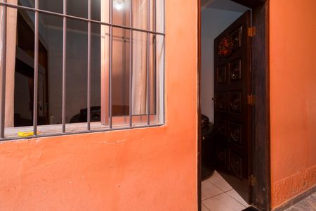 Casa à venda com 172m², 5 quartos e 1 vagaEntrada casa 1