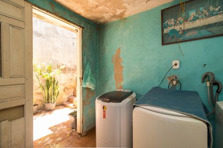 Casa à venda com 172m², 5 quartos e 1 vagaÁrea de Serviço