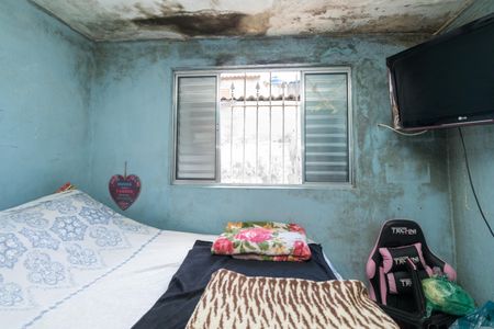 Casa à venda com 172m², 5 quartos e 1 vagaQuarto 2