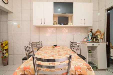 Casa à venda com 172m², 5 quartos e 1 vagaCozinha 1