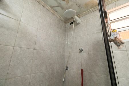 Casa à venda com 172m², 5 quartos e 1 vagaBanheiro 1