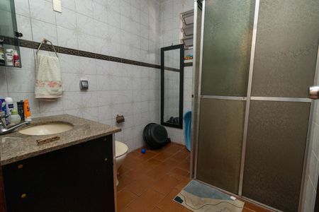 Casa à venda com 172m², 5 quartos e 1 vagaBanheiro 2