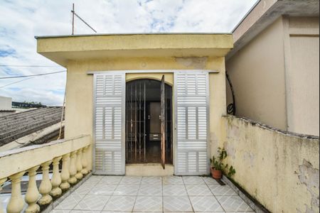 Casa à venda com 157m², 3 quartos e 2 vagasVaranda
