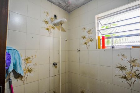 Casa à venda com 157m², 3 quartos e 2 vagasBanheiro 2