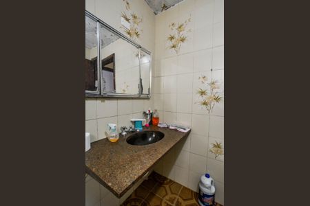 Casa à venda com 157m², 3 quartos e 2 vagasBanheiro 2