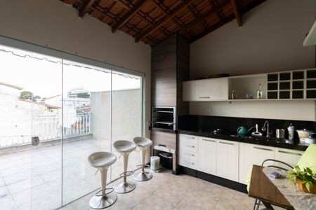 Casa de condomínio à venda com 154m², 3 quartos e 2 vagasChurrasqueira