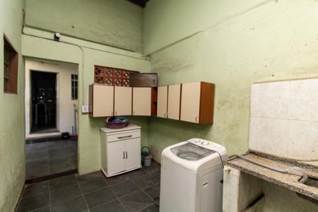 Casa à venda com 250m², 5 quartos e 2 vagas