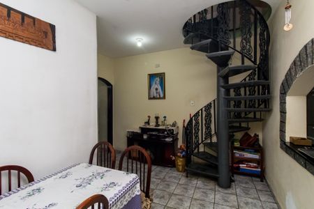 Casa à venda com 250m², 5 quartos e 2 vagas