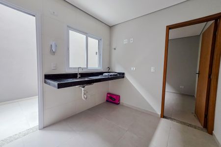 Sala e Cozinha de apartamento para alugar com 1 quarto, 17m² em Parque Jaçatuba, Santo André