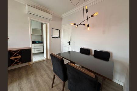 Apartamento para alugar com 62m², 2 quartos e 1 vagaSala