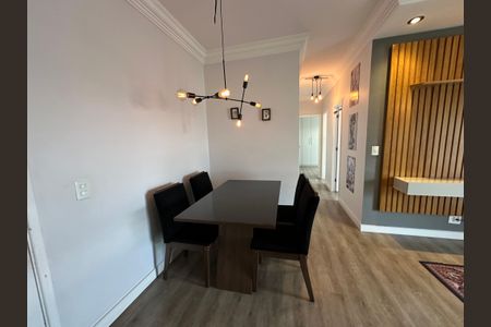 Apartamento para alugar com 62m², 2 quartos e 1 vagaSala