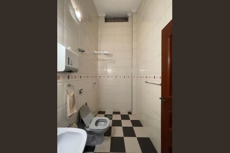 Casa à venda com 112m², 2 quartos e 1 vagaBanheiro