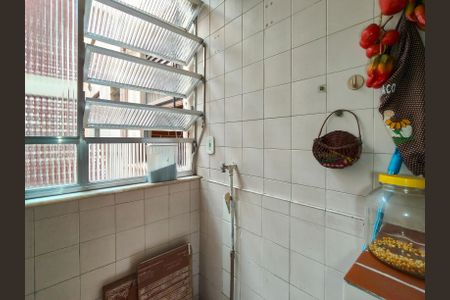 Apartamento à venda com 70m², 3 quartos e 1 vagaÁrea de Serviço