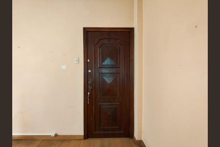 Apartamento à venda com 70m², 3 quartos e 1 vagaEntrada
