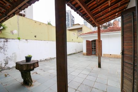 Casa à venda com 360m², 4 quartos e 4 vagasQuintal
