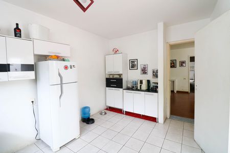 Casa à venda com 360m², 4 quartos e 4 vagasCozinha