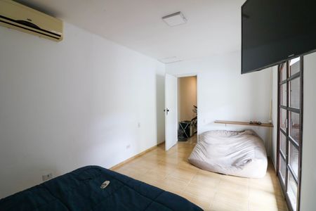 Casa à venda com 360m², 4 quartos e 4 vagasQuarto edícula