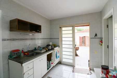 Casa à venda com 360m², 4 quartos e 4 vagasCozinha edícula