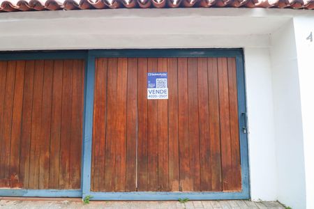 Casa à venda com 360m², 4 quartos e 4 vagasFachada
