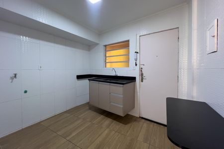 Cozinha de kitnet/studio à venda com 1 quarto, 34m² em Aclimação, São Paulo