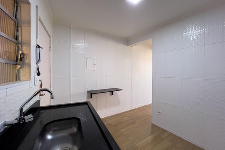 Cozinha de kitnet/studio à venda com 1 quarto, 34m² em Aclimação, São Paulo
