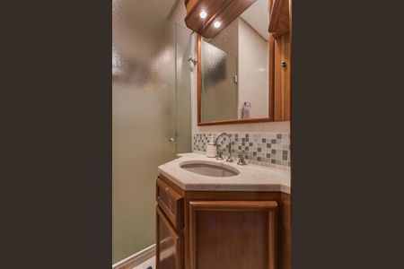 Banheiro de apartamento à venda com 3 quartos, 125m² em Cristo Redentor, Porto Alegre