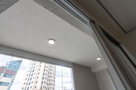 Apartamento para alugar com 42m², 2 quartos e sem vaga Apartamento para alugar com 42m², 2 quartos e sem vagaVaranda