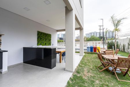 Apartamento para alugar com 42m², 2 quartos e sem vaga Apartamento para alugar com 42m², 2 quartos e sem vagaChurrasqueira