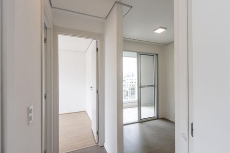 Apartamento para alugar com 42m², 2 quartos e sem vaga Apartamento para alugar com 42m², 2 quartos e sem vagaCorredor