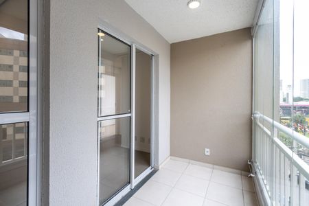 Apartamento para alugar com 42m², 2 quartos e sem vaga Apartamento para alugar com 42m², 2 quartos e sem vagaVaranda