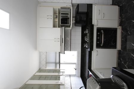 Apartamento à venda com 179m², 4 quartos e 2 vagasCozinha