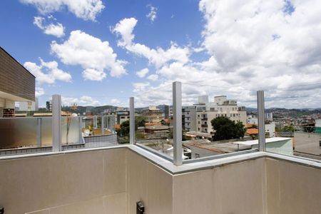 Apartamento à venda com 179m², 4 quartos e 2 vagasCobertura