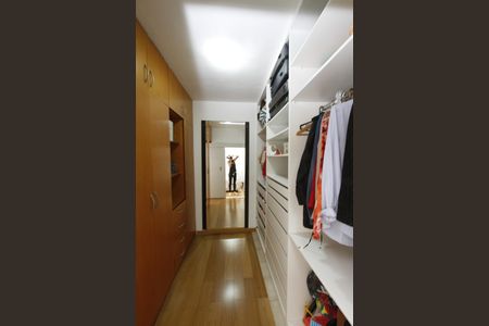 Apartamento à venda com 179m², 4 quartos e 2 vagasCloset da suíte