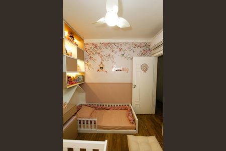 Apartamento à venda com 179m², 4 quartos e 2 vagasQuarto 2