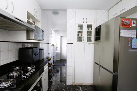 Apartamento à venda com 179m², 4 quartos e 2 vagasCozinha