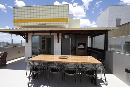 Apartamento à venda com 179m², 4 quartos e 2 vagasCobertura