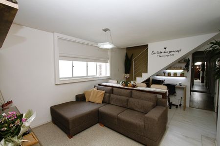 Apartamento à venda com 179m², 4 quartos e 2 vagasSala