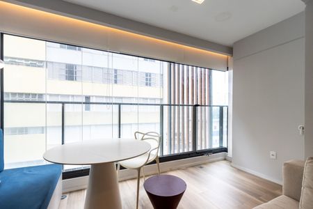 Varanda de apartamento para alugar com 1 quarto, 45m² em Perdizes, São Paulo