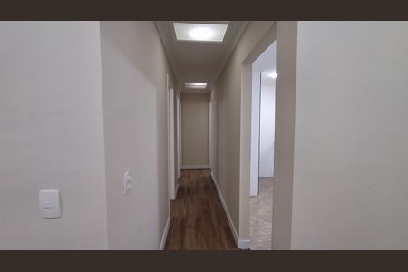 Corredor  de apartamento à venda com 3 quartos, 86m² em Vila Euclides, São Bernardo do Campo