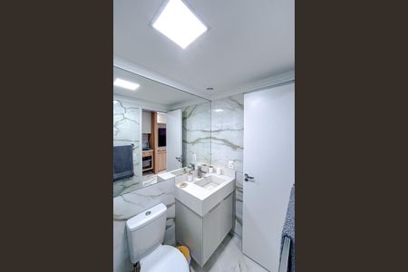 Banheiro de kitnet/studio para alugar com 1 quarto, 28m² em Vila Matilde, São Paulo