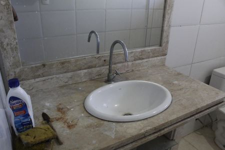 Casa de condomínio para alugar com 210m², 3 quartos e 1 vagaBanheiro da Suíte 2