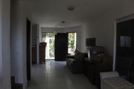 Casa de condomínio para alugar com 210m², 3 quartos e 1 vagaSala