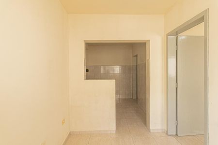 Sala de kitnet/studio para alugar com 1 quarto, 40m² em Novo Mundo, Curitiba