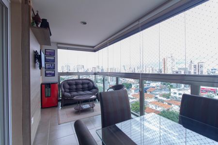 Apartamento à venda com 102m², 3 quartos e 2 vagas Apartamento à venda com 102m², 3 quartos e 2 vagasSacada